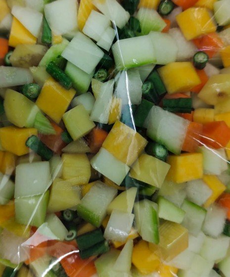 MIXED VEGETABLE (CUBE CUT) 500 GM